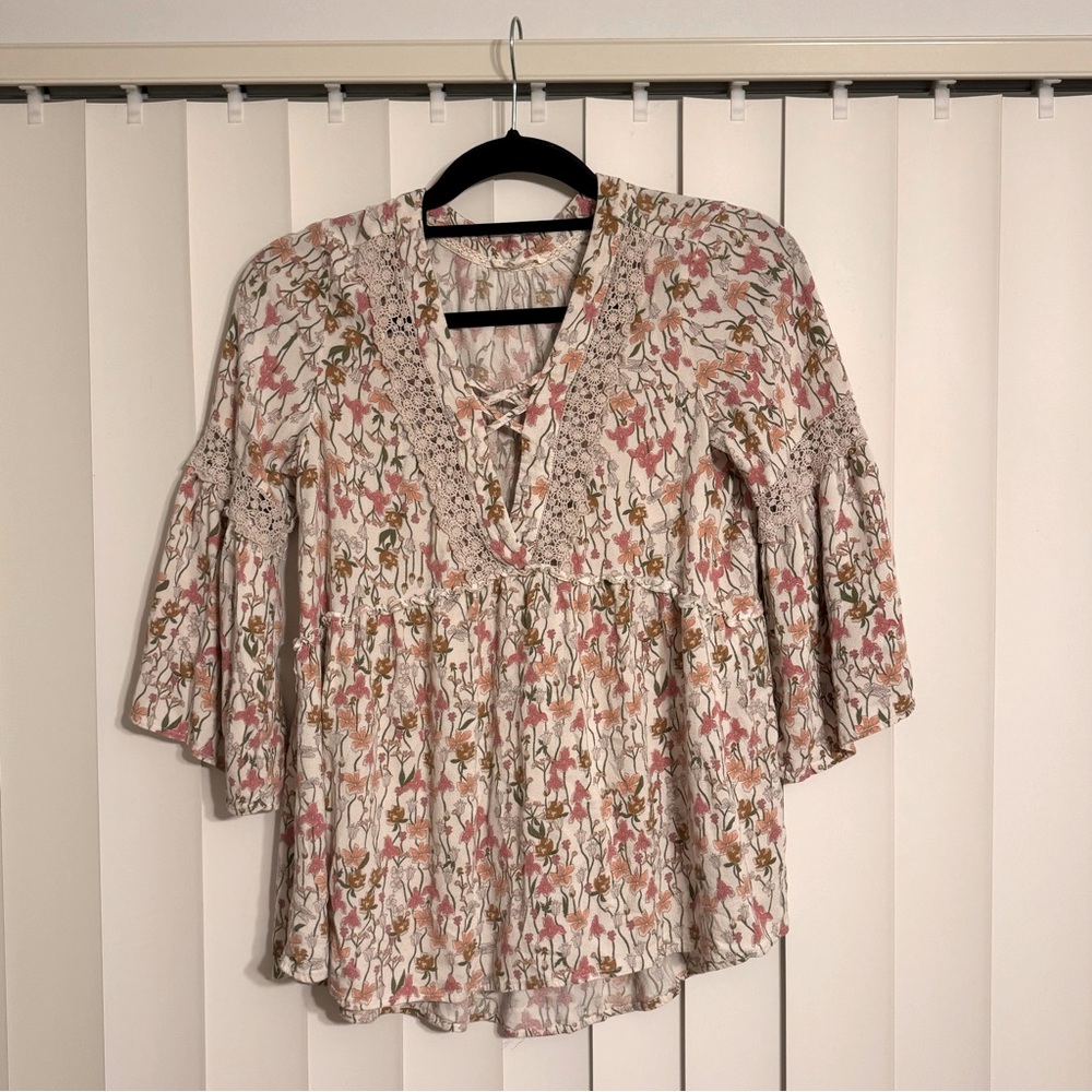 Flint & moss New York 3/4 sleeve crochet, floral, blouse